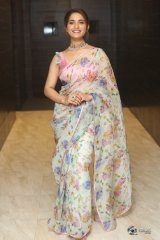 Ruhani Sharma at Hit Movie Pre Release Event